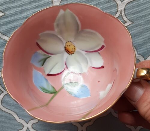 Taza de té y platillo pintados a mano rosa Merit China de colección LRG flores blancas y azules Japón - Imagen 3 de 12