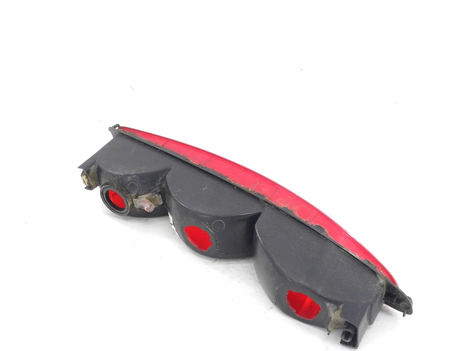 Lámpara de luz trasera derecha del lado del pasajero OEM para Cadillac Fleetwood 93-96 tracción trasera Foto 4 de 4