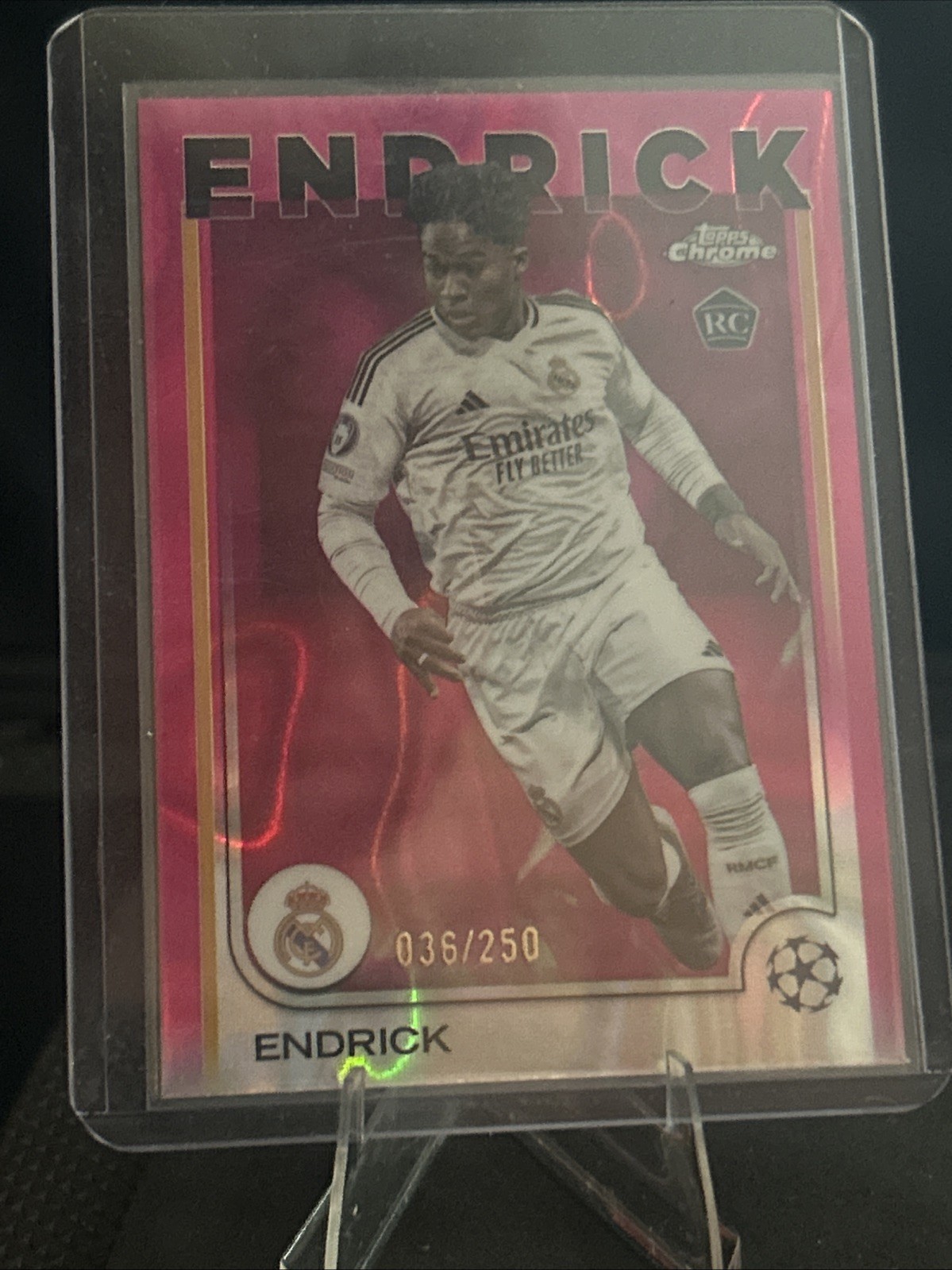 2024-25 Topps Chrome Uefa Club Competitions - Endrick #100 Pink Refractor /250