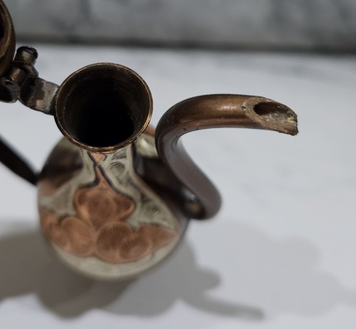 Vintage Turkish Arabic Etched Copper Small Teapot Kettle Pitcher Oil Pourer - Picture 8 of 9