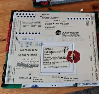 Merkur Steuereinheit Weiße CPU Disc Royal