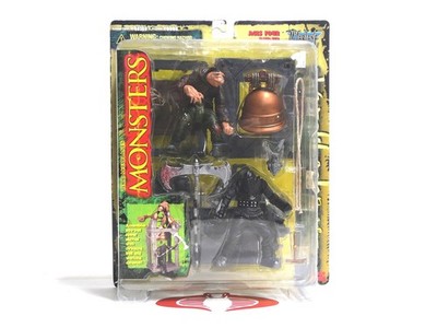 McFarlane's Monsters Action Figure Hunchback Playset McFarlane 1997 MIB
