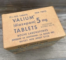 Vintage 1975 Roche Valium EMPTY Box New Jersey RARE “Mother’s Little Helper”