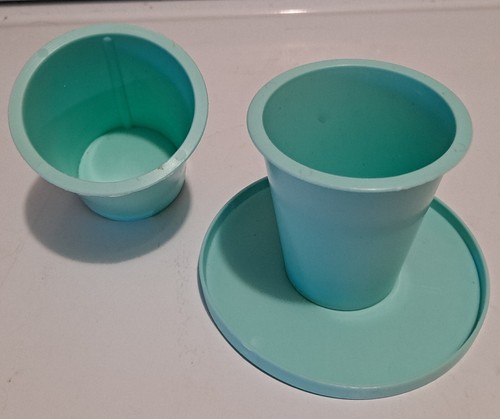 Vtg RARE Barbie Doll Mint green Table & Stacking Chair Patio Kitchen 1980's FUN! - Picture 3 of 4