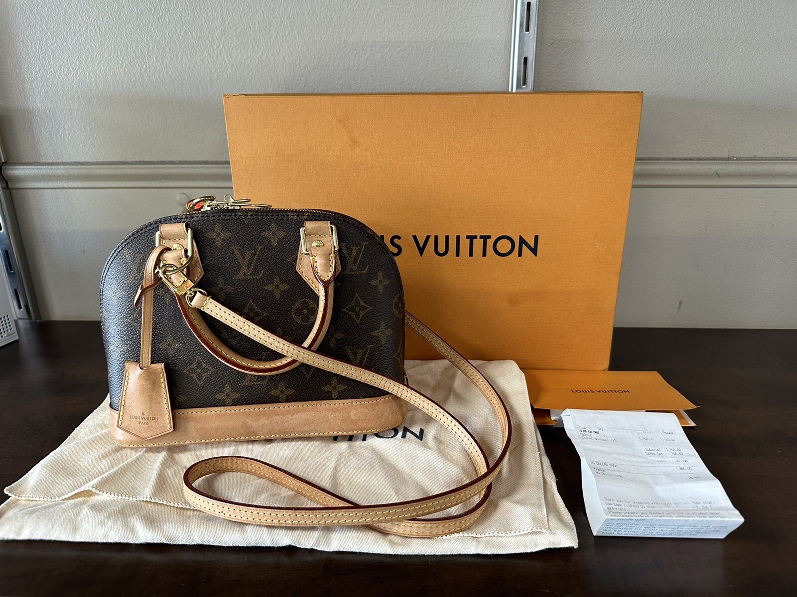 louis vuitton purse alma