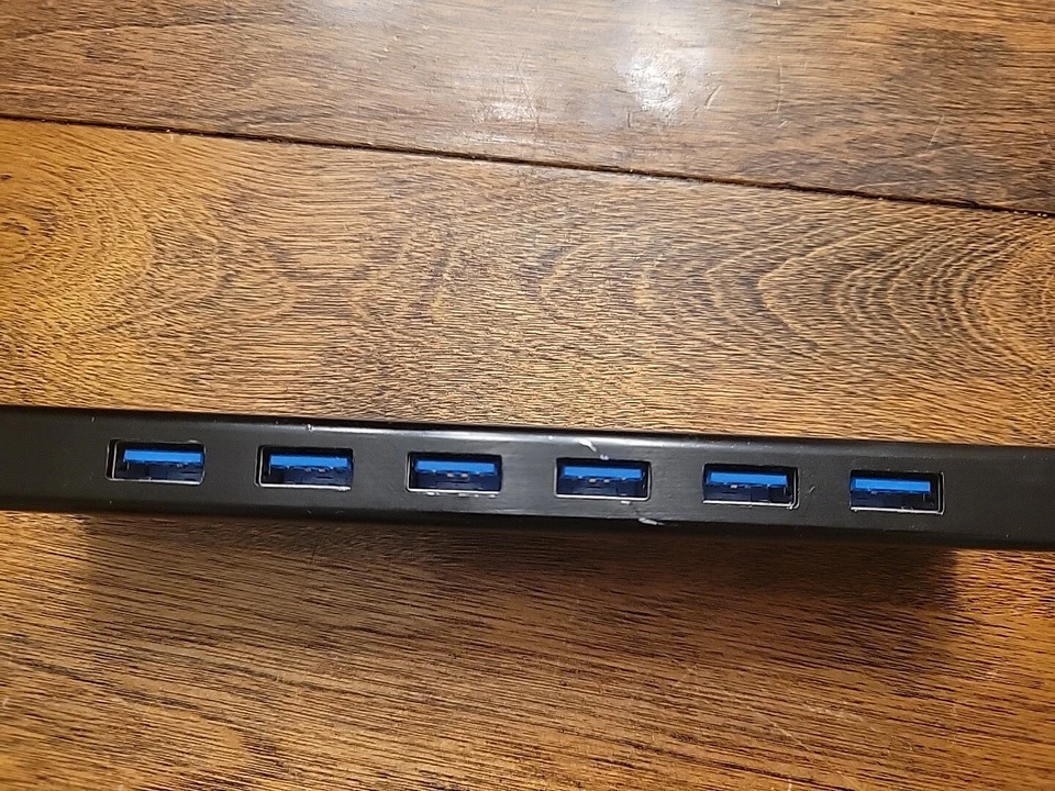 Dispositivo múltiple Blackweb 6 puertos USB negro 5V/12A (BWA17HO010) sin probar sin alimentación Foto 3 de 4