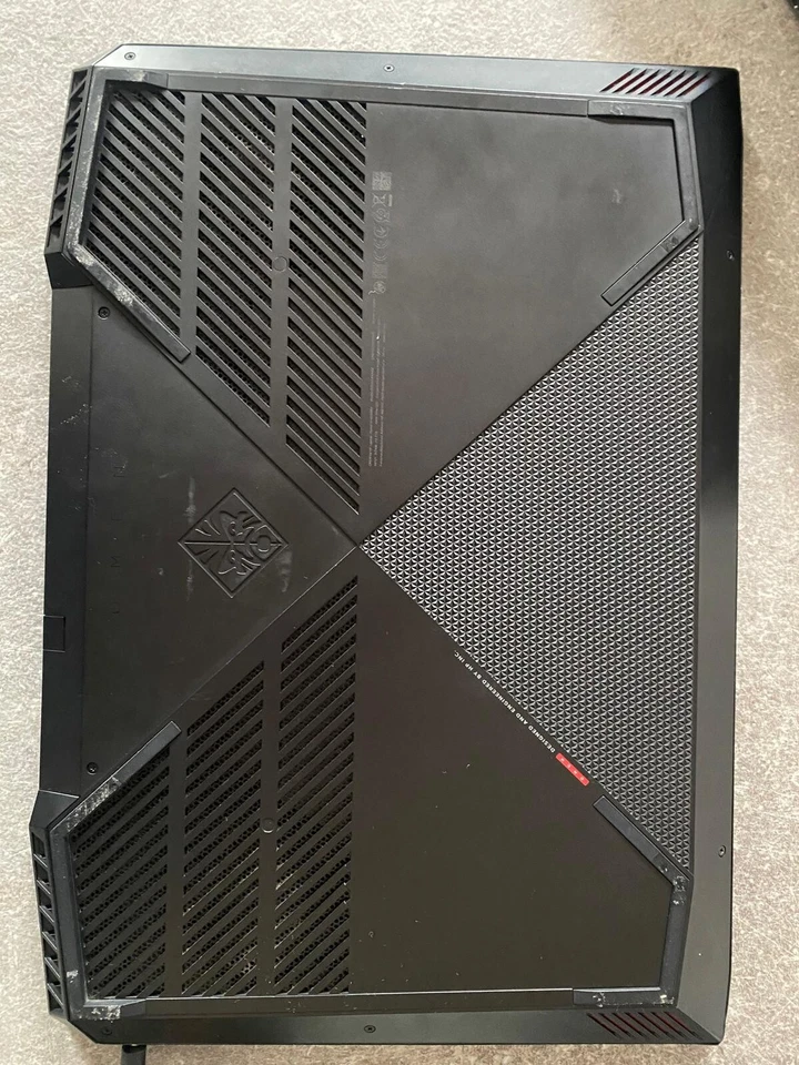 HP OMEN 15-DC1002/i7-9750h/16GB RAM/512GB SSD+1TB HDD/2060 6GB/W11/A - Immagine 2 di 4