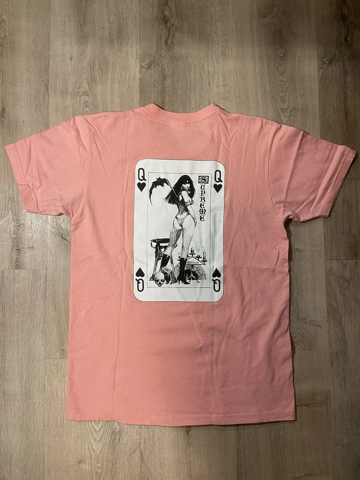 T shirt SS17 Supreme x Vampirella Card rose corral vif taille L boîte logo