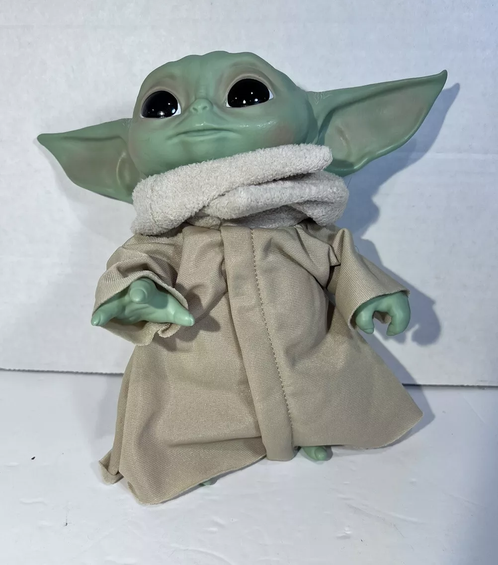 Peluche baby yoda