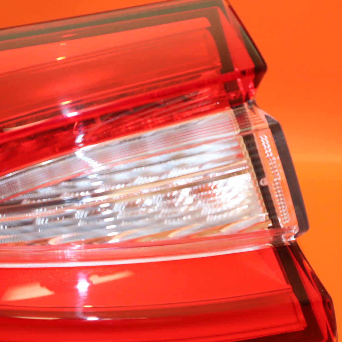 MASERATI LEVANTE TAIL LIGHT LEFT DRIVER 2017 2018 2019 2020 670035797 OEM