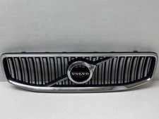 Calandre Volvo S60