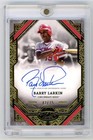 2025 Topps Tier One Barry Larkin On Card Autograph Auto Gold /75 Reds HOF
