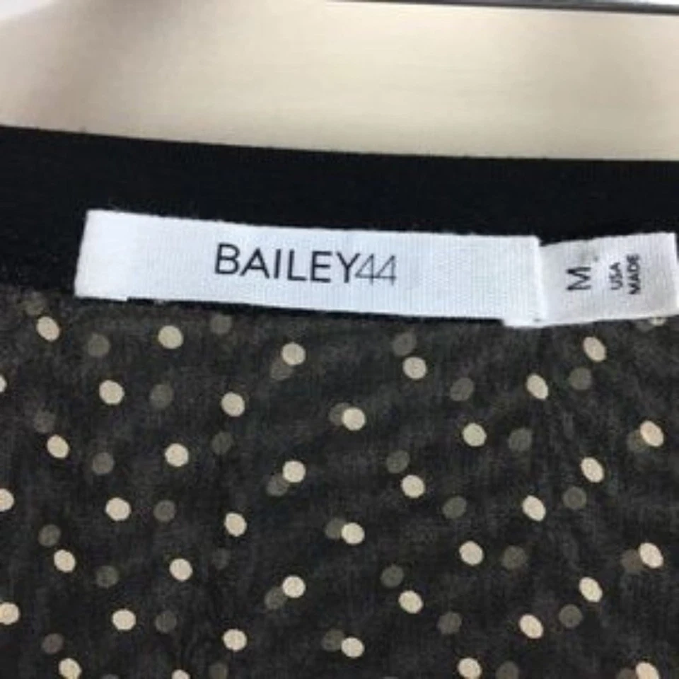 Blusa Bailey 44 preta e bronzeada mídia mista mistura de linho sem mangas média - Imagem 4 de 4