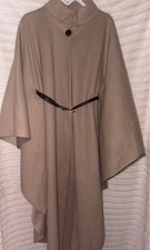 Damen beiges Poncho-Cape mit Gürtel,