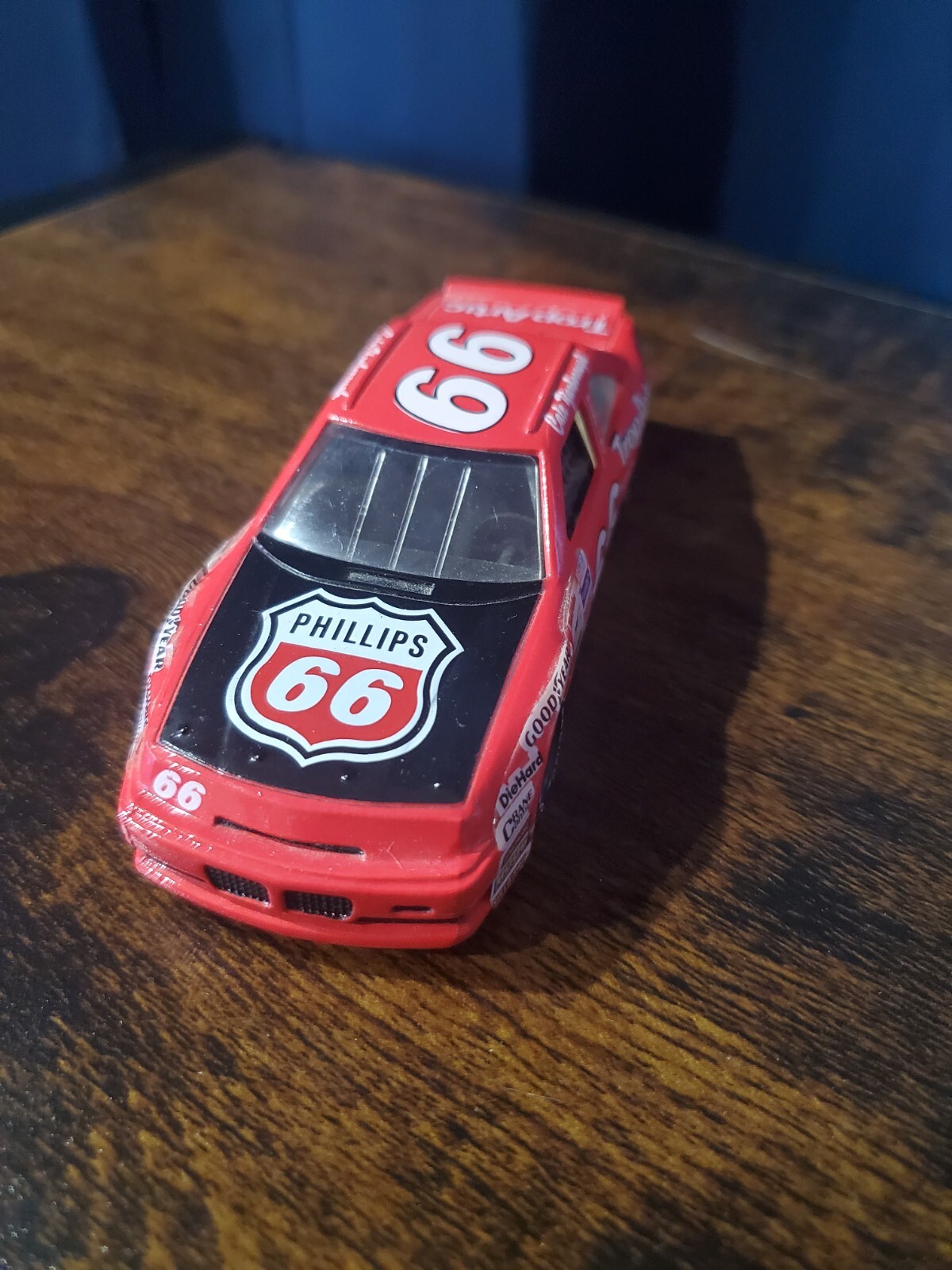 Picture 1 of 4