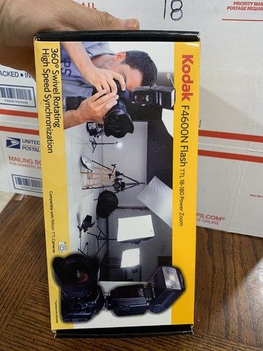 NEW Kodak F4600N 18-180 Power Zoom Flash W/Large Display for Nikon TTL Cameras - Picture 2 of 11
