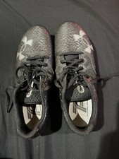 Under Armour Men  s 8.5 Kick Sprint 4 Track Shoe In Black  Silver