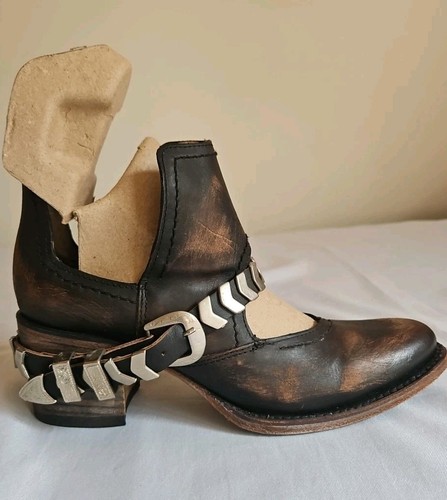Freebird Blade by Steven Distressed Brown Leather Bootie Ankle Buckles Women's 9