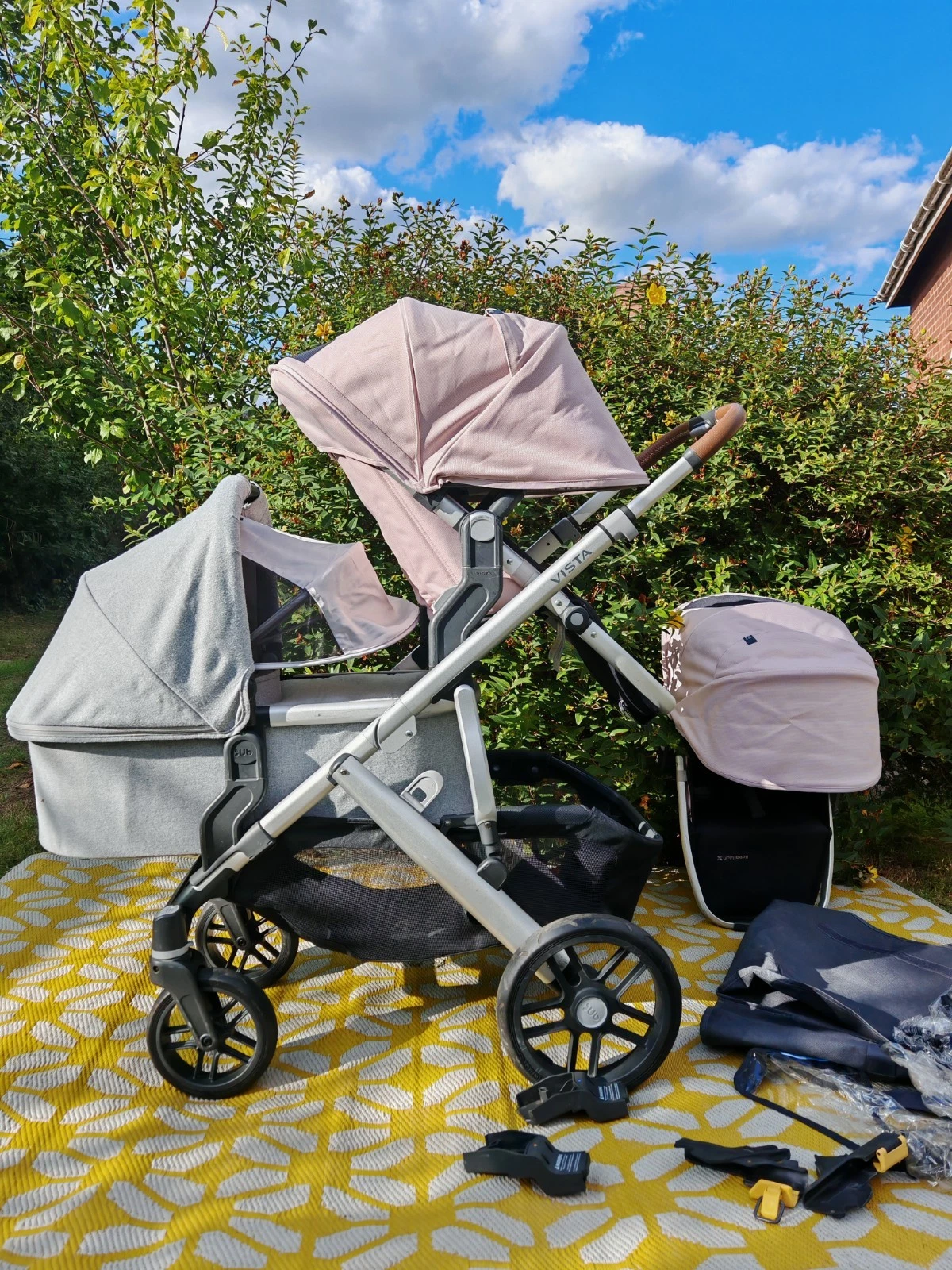 Uppababy Vista V2 single or double buggy
Opens in a new window or tab