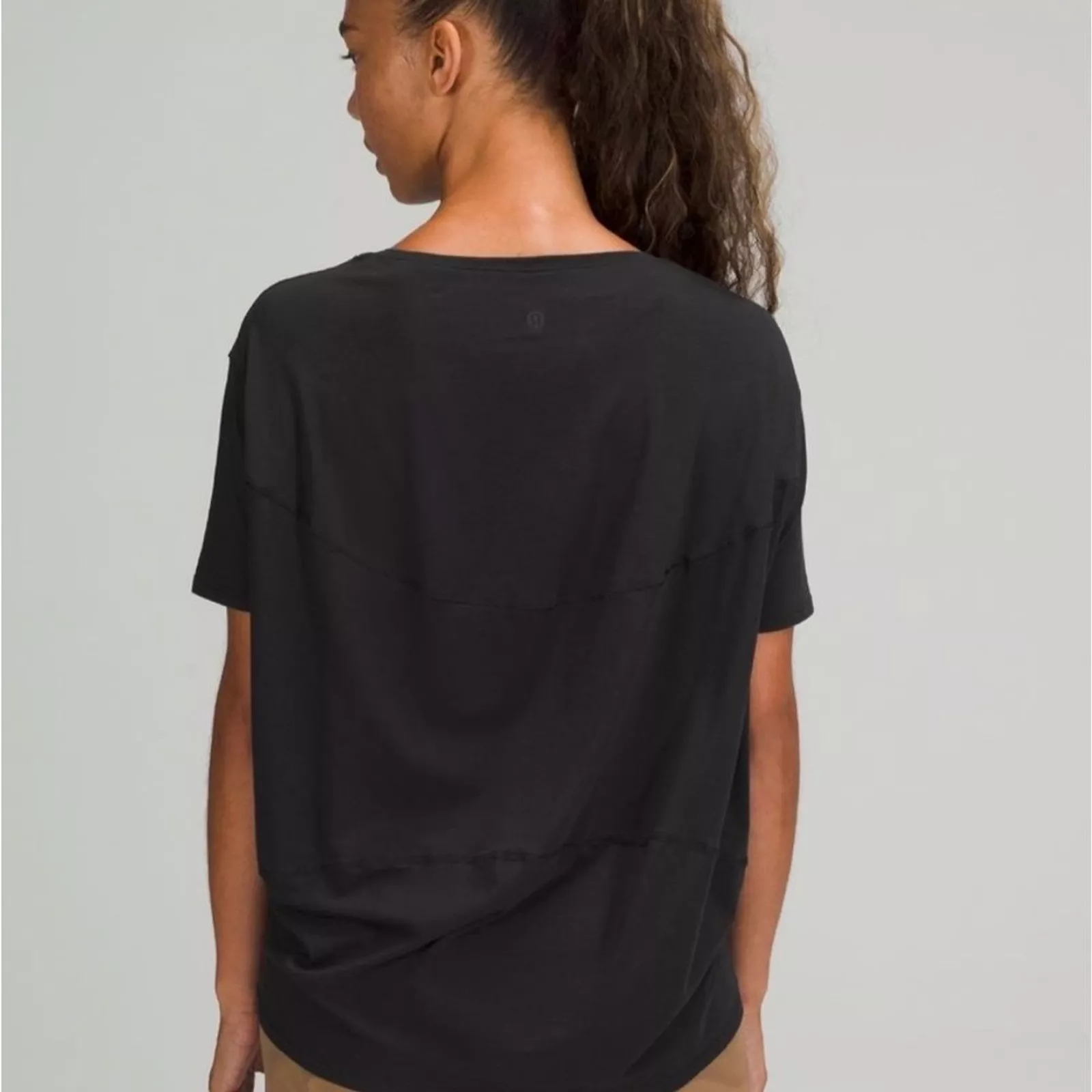 lululemon back in action t shirt shirt