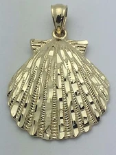 14k Yellow Gold Solid Diamond Cut Ocean Scallop Sea Shell Charm Pendant 3.7grams