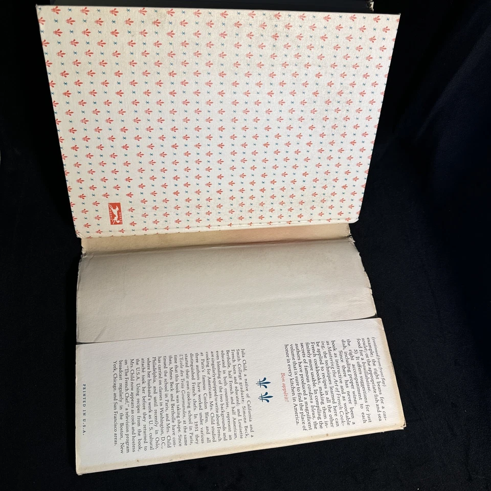 *Julia Child Mastering The Art Of French Cooking 1966 1971 & Vol 2 Book Club Lot - Image 4 of 4