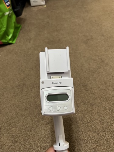 GRIFFIN RoadTrip FM Transmitter & Auto Charger for Apple iPod Tested