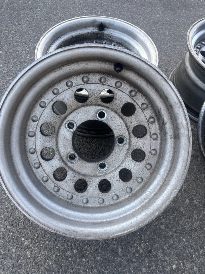 Set Of Four 15x8 American Racing Outlaw II Aluminum Wheels - Image 2 of 4