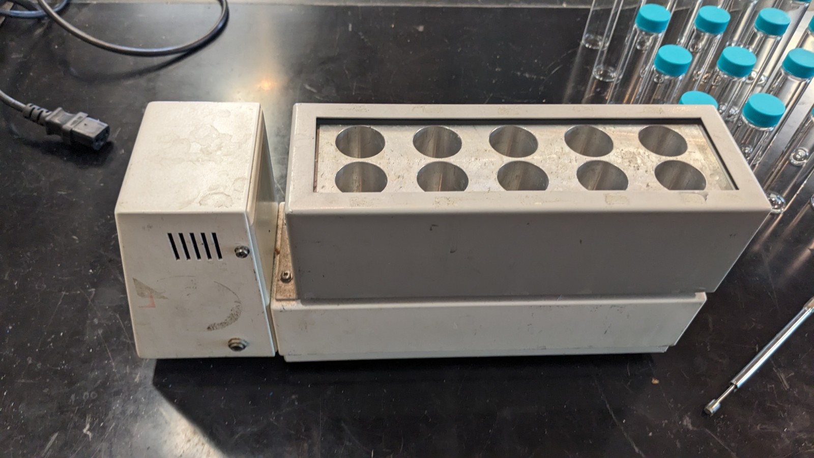 STEM RS1000 Reaction Station 10 wells Heat + Stir Used Tested Working