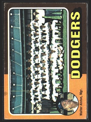 1975 Topps #361 Los Angeles Dodgers / Walter Alston TC, MGR, CL