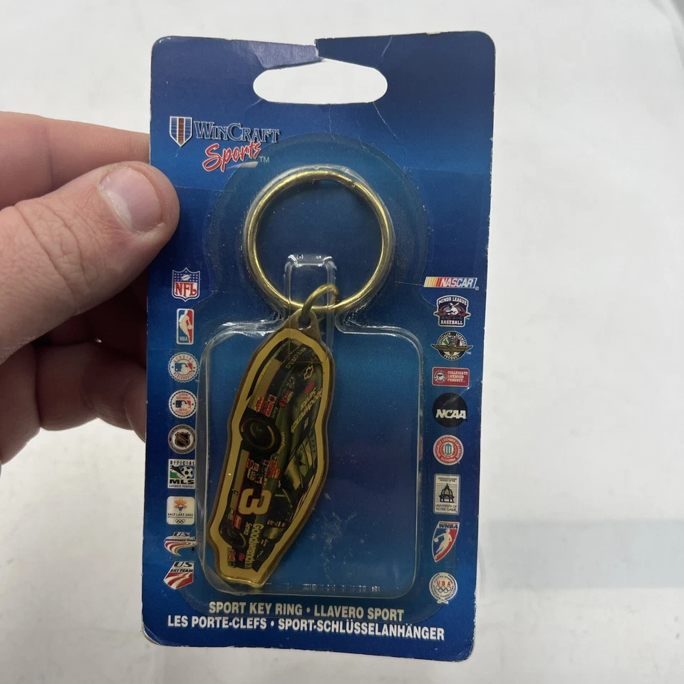 VTG WINCRAFT SPORTS NASCAR RACING DALE EARNHARDT BRASS KEYCHAIN - MADE IN USA - Image 3 of 4