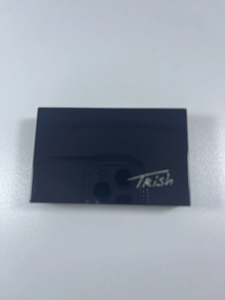 NIB Trish McEvoy Single Decker Compact with Full Size Gold Lame Eyeshadow! - Image 2 of 2