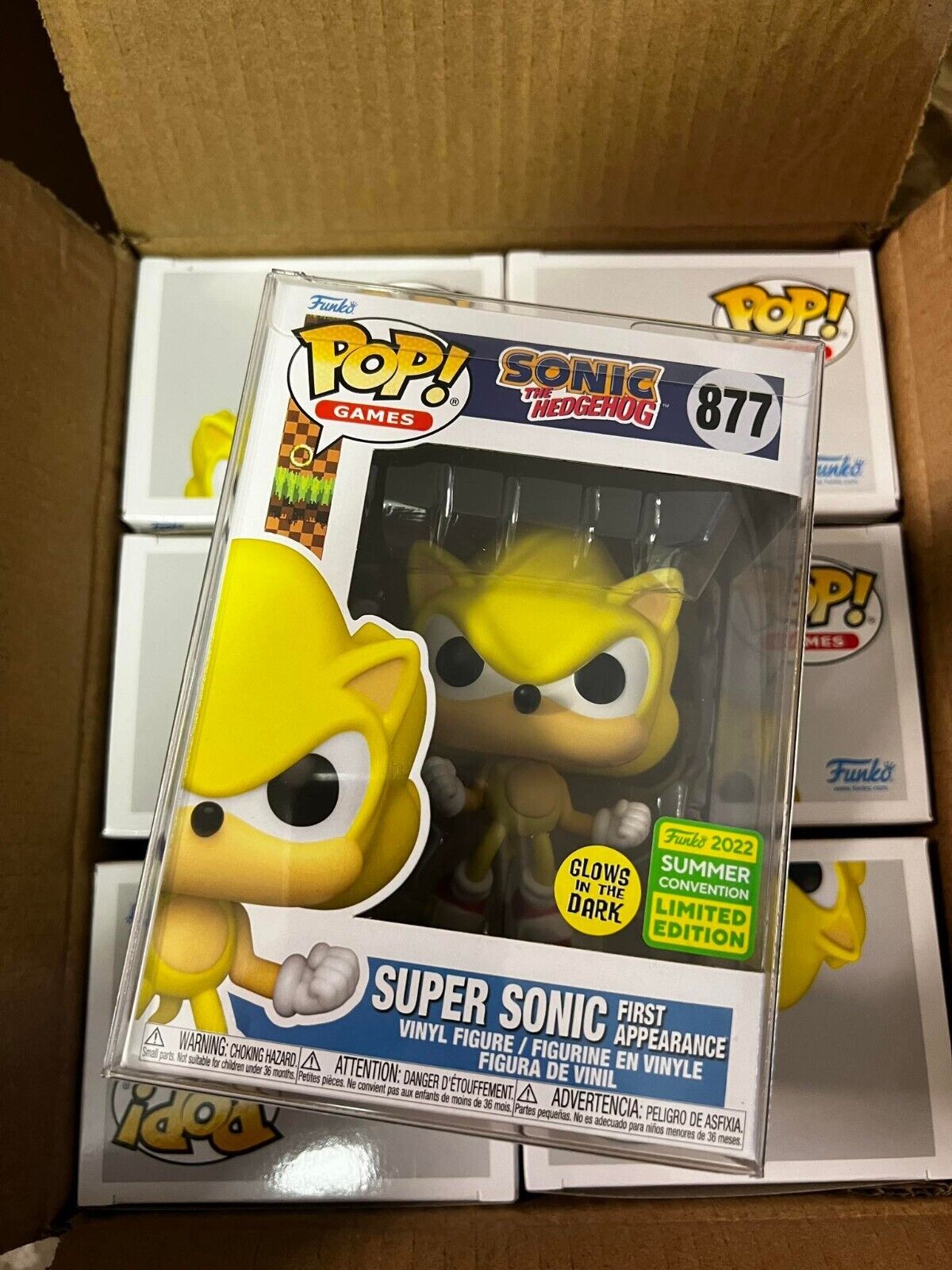 Funko Pop! Games Sonic the Hedgehog Super Sonic First Appearance GITD 2022  Summer Convention Exclusive Figure #877 - US