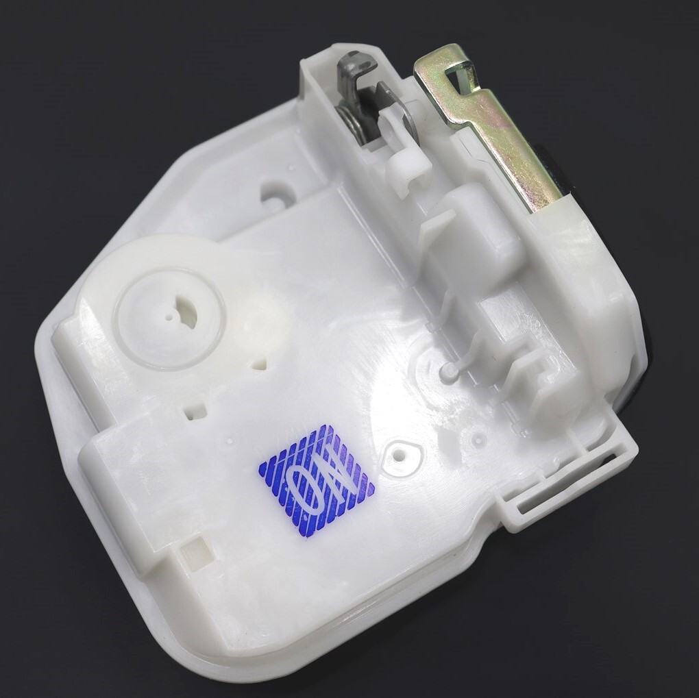 NEW OEM Mitsubishi Front Right Door Lock Latch MW400232J Outlander