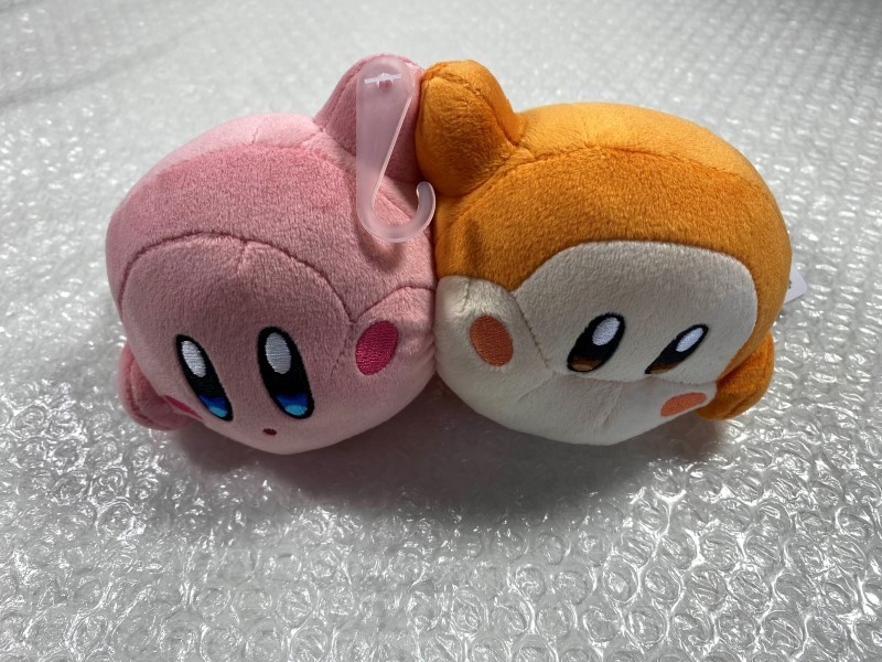 Peluche Kirby de collection avec Waddle Dee sorcier importé du Japon