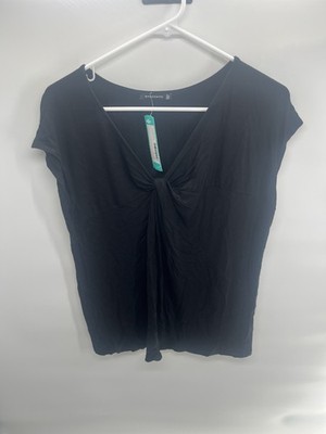 NWT Staccato Blk V Neck W/Twisted Front XL Causal New