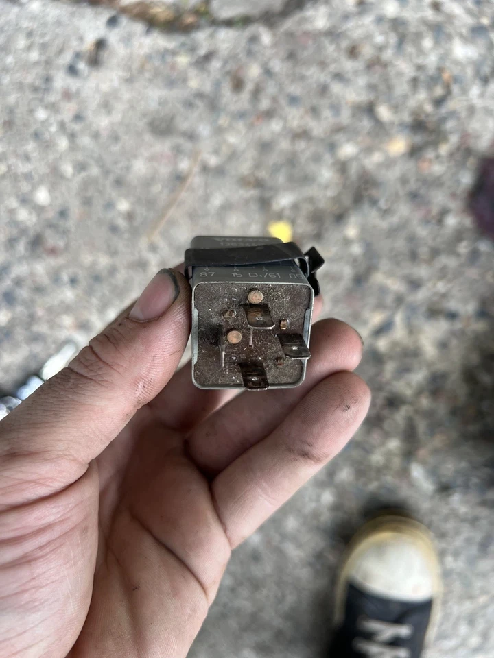 Реле переменного тока Volvo 240,260,740, 760 81-92 1363449 - Изображение 3 из 4