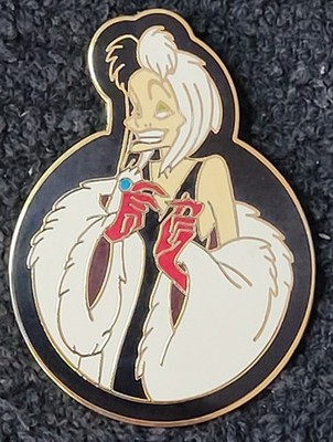 Disney Cruella De Vil 2001 Pin WDW 101 Dalmatians Smiling Grin Looking Left
