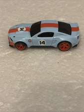 Hot Wheels Premium Car Culture 2014 14 Custom Ford Mustang Gulf oil Real Riders