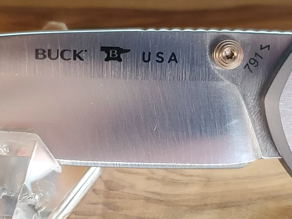 Buck Range Elite W/ Grey Aluminum Handle Scales & MagnaCut Folding Pocket Knife - Image 4 of 4