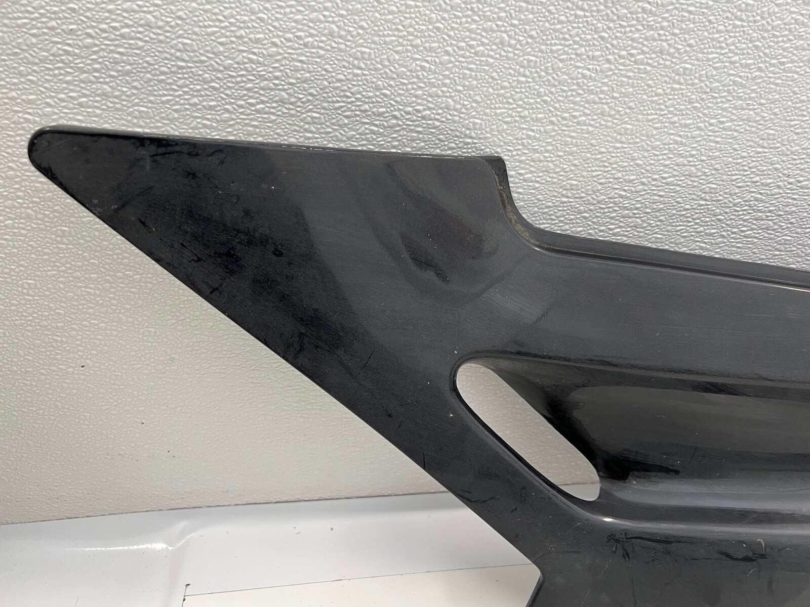 90-93 Kawasaki Zx11 Left Side Rear Tail Cover Fairing 90-93 Kawasaki Zx11 Left Side Rear Tail Cover Fairing
