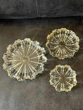 Vintage Set of 3 Hazel Atlas Round Nesting Glass Ashtrays Fluted Pattern