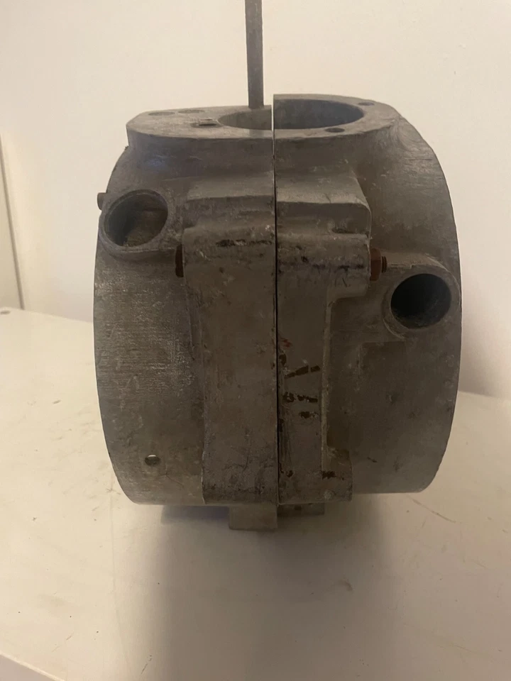 CARCASAS DE MANIVELA SIN IGUAL G2 / AJS MODELO 14 Foto 4 de 4