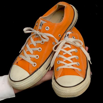 womens orange chuck taylors