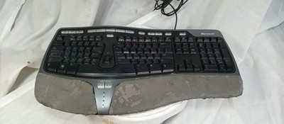 Microsoft Natural Ergonomic Keyboard 4000 v1.0 KU-0462 USB Wired Split Tested