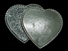 UB11154 VINTAGE 1980s  DOUBLE HEART SHAPED  WESTERN  COWBOY BELT BUCKLE