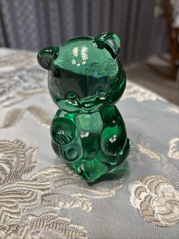 Fenton Sitting Glass Teddy Bear Sea Mist Green Opalescent Marked Fenton 3.75” H
