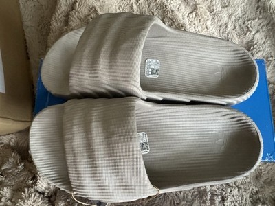 Adidas Adilette 22 Slides Sandals Men\'s‎ Size 8.5 Beige Marble Pattern GW2217 adidas Originals Adilette 22 slides in beige marble | ASOS main image 4