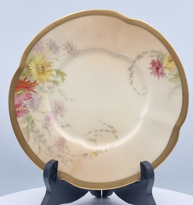 Royal Worcester Rouge Elfenbein Teller #1412, floral und vergoldet, 19 cm 7,5'' breit DD 1894
