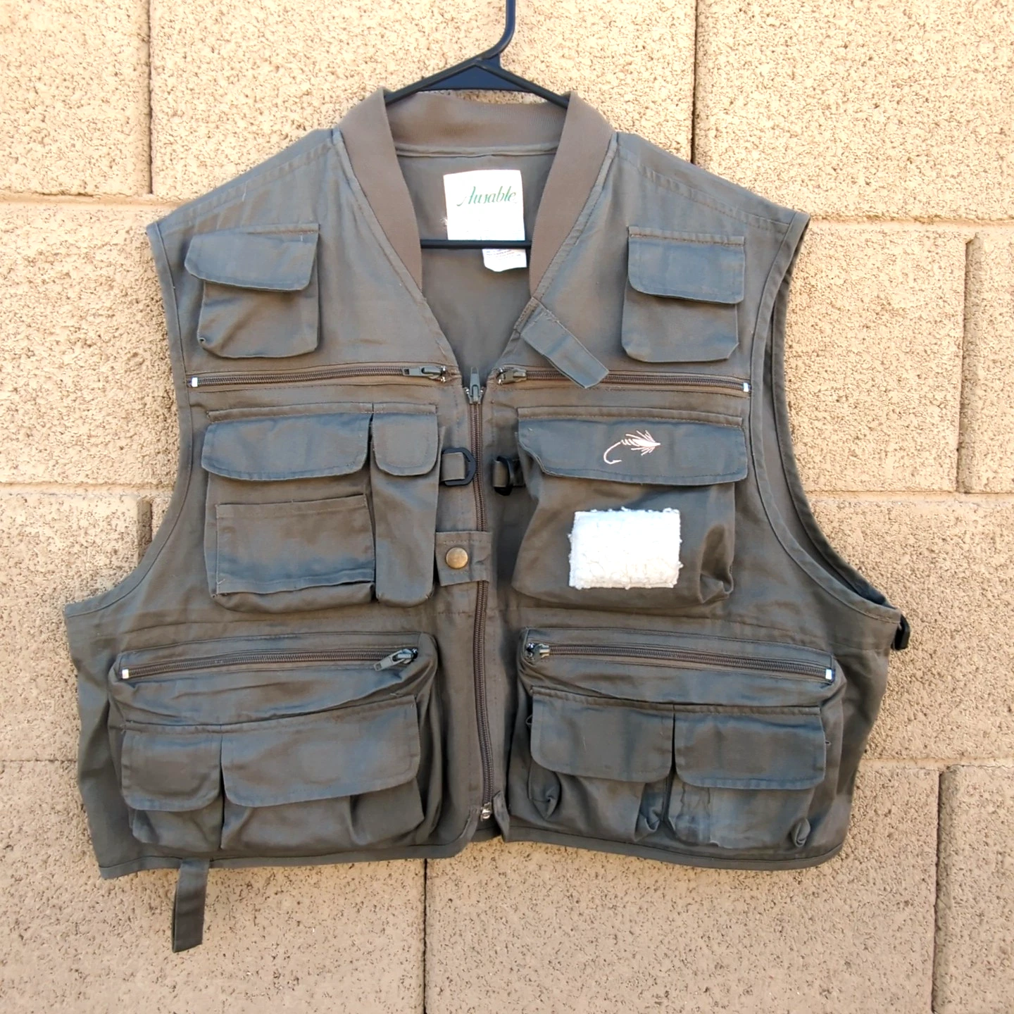 Vintage Ausable Fishing Vest Size Large Olive Drab 20 Pockets & Pouches Used